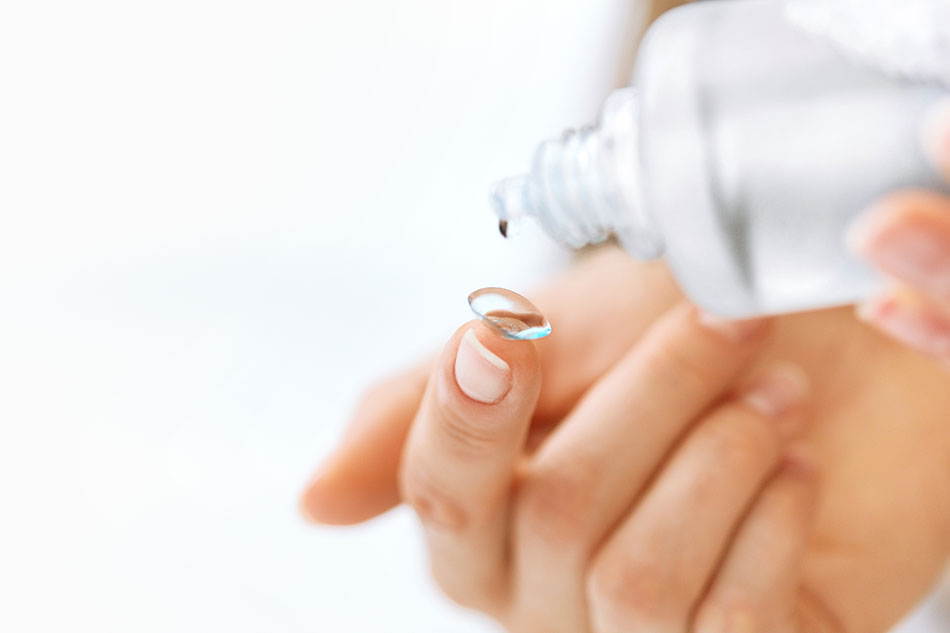 Cleaning contact lenses.jpg